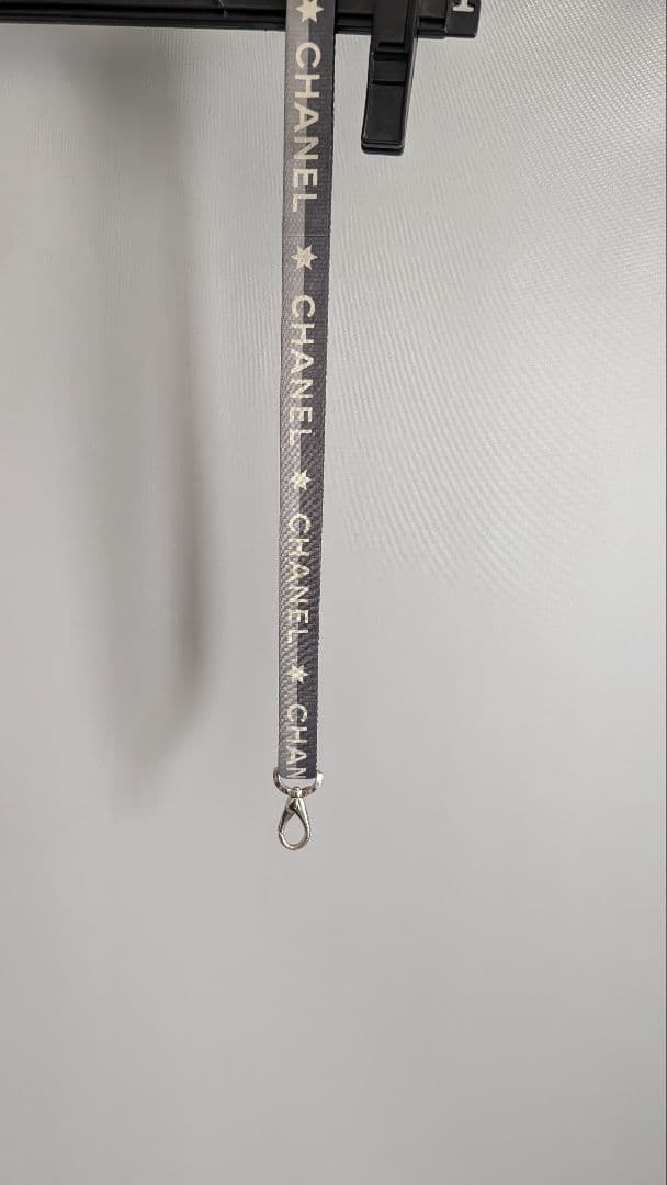 限定セール【 CHANEL 】01P シャネル ロゴ ネックストラップ