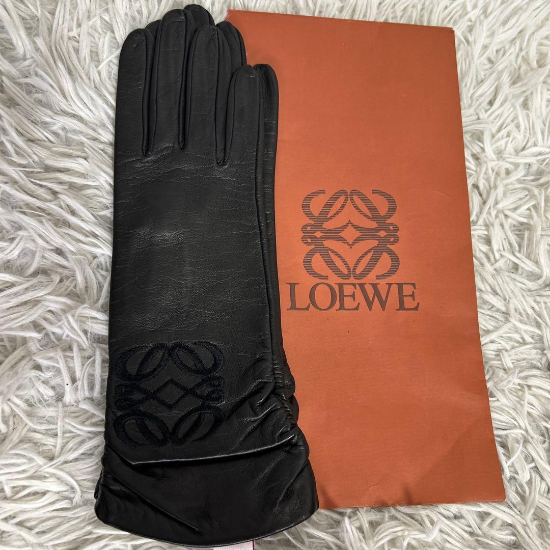 LOEWE ロエベ グローブ レザー ブラック　手袋　ロゴ　アナグラム　ブラック