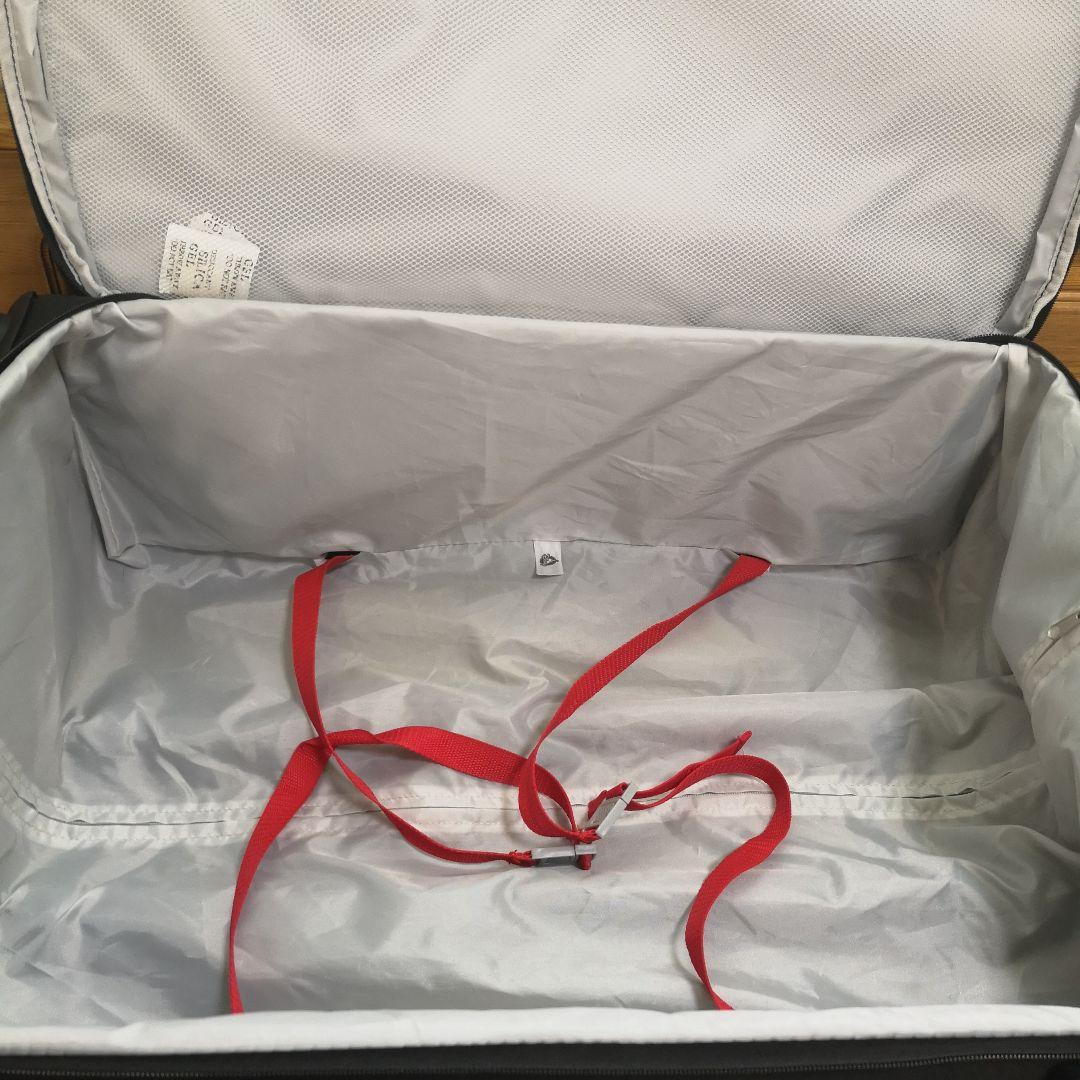 3/18までディズニーワールド　ミッキースーツケース【大】