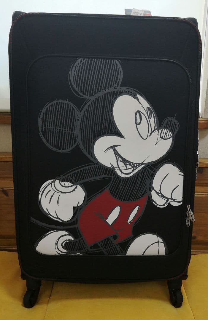 3/18までディズニーワールド　ミッキースーツケース【大】