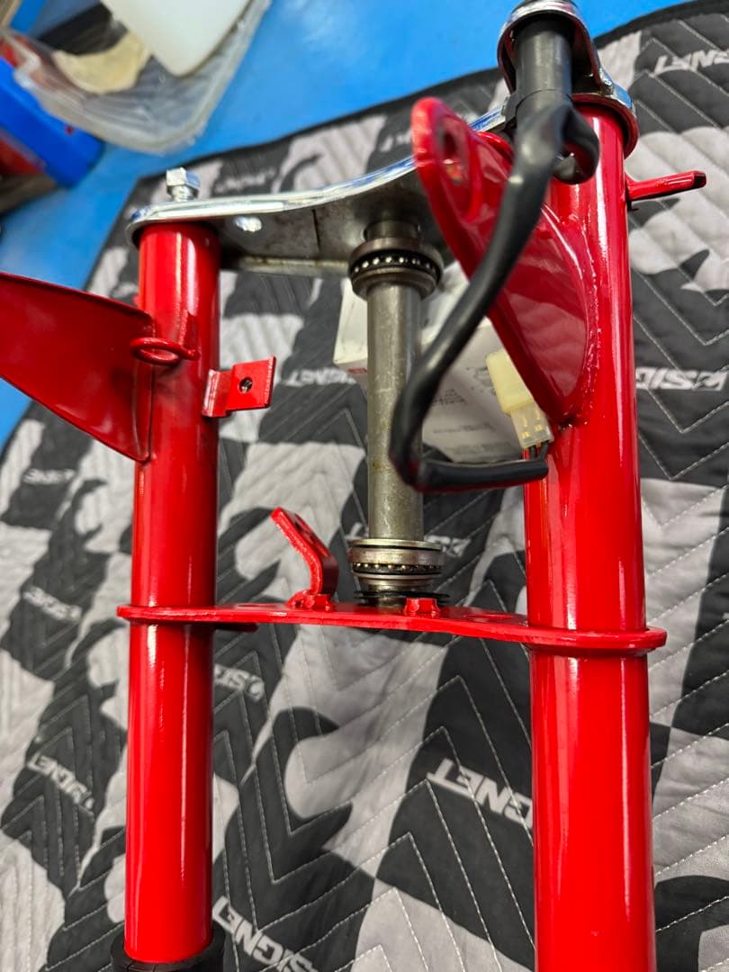 モンキー30周年アニバーサリーモデルフロントフォークトップブリッジ付き