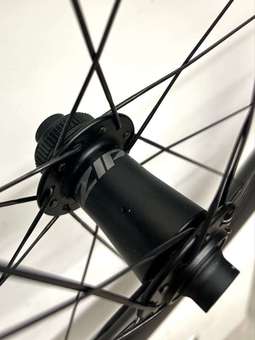 ZIPP 303 XPLR SW Tubeless Disc グラベルホイール