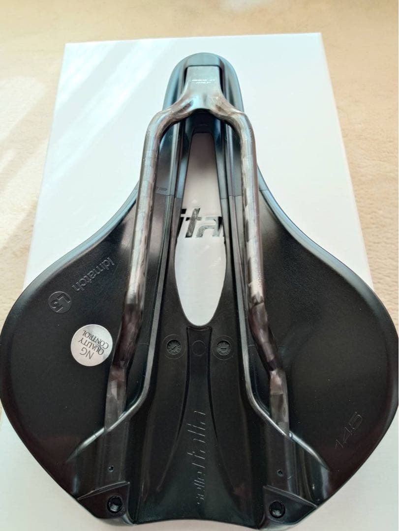 オマケ付selle Italia NOVUS BOOST EVO 3DKIT