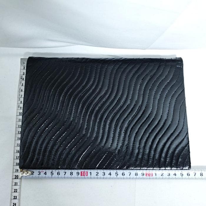 YVES SAINT LAURENT ビンテージ クラッチバッグ ブラック