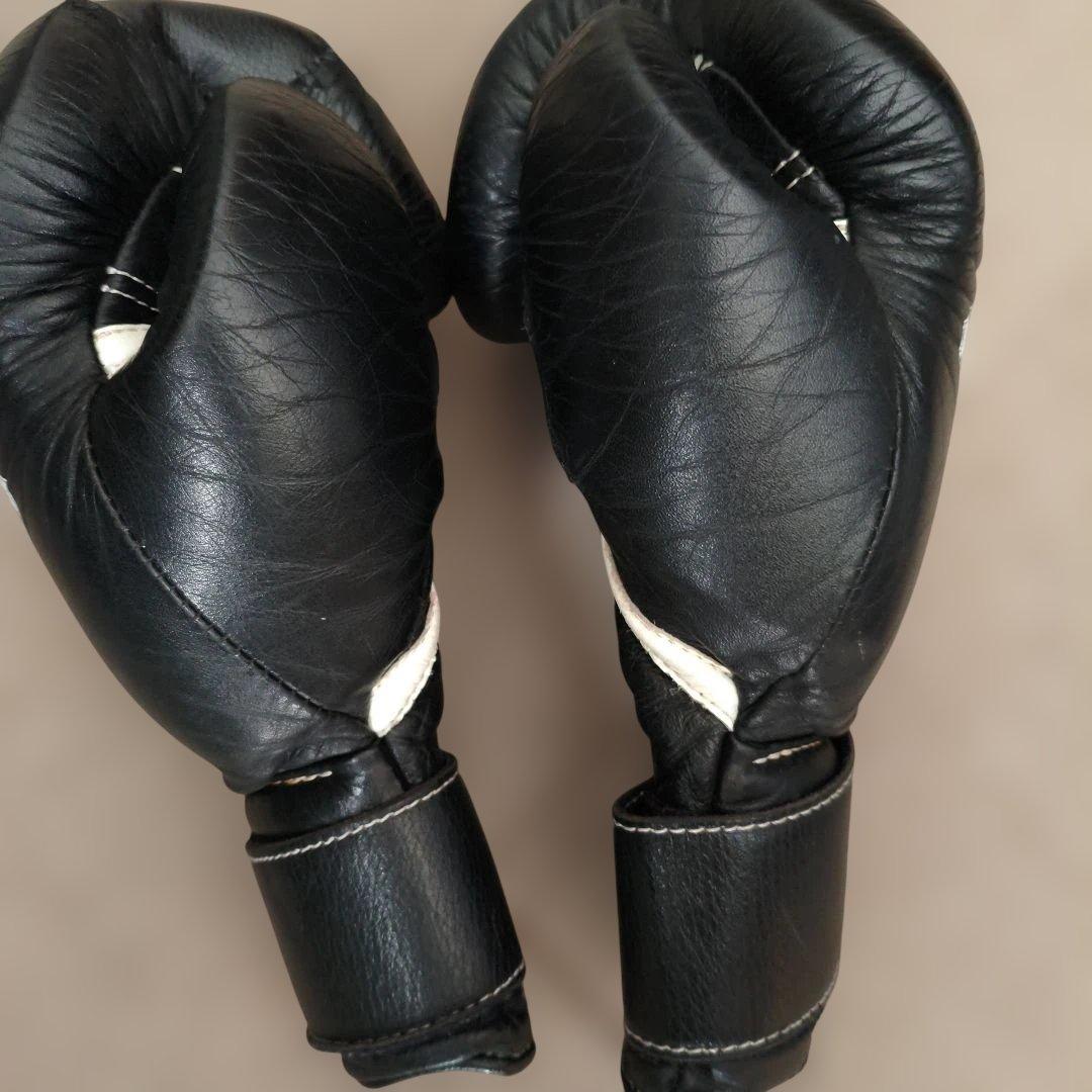 Winning ボクシンググローブ 14 oz ブラック