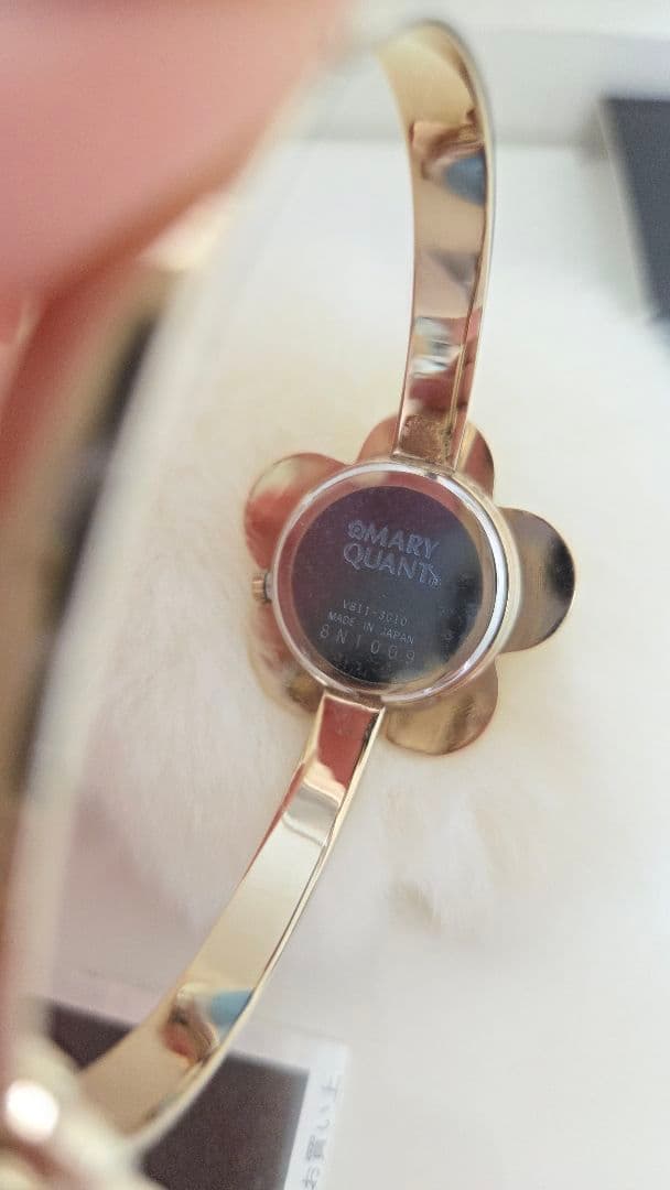 MARY QUANT バングルウォッチ　腕時計