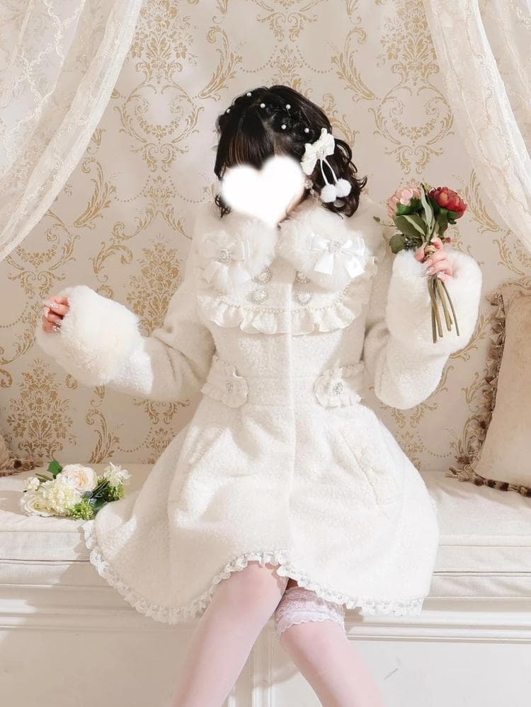 NOEMIE新品さきまるちゃんコラボ♡ヨークフレアコート