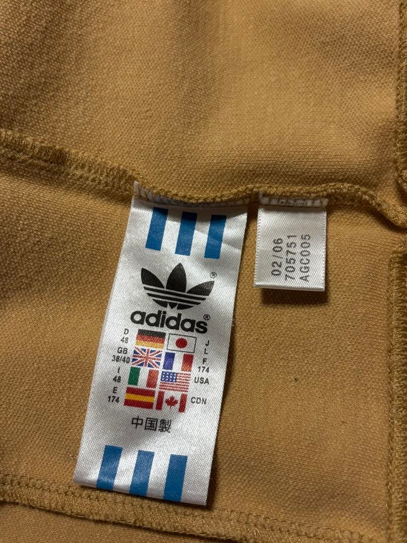 adidas アディダス　トラックジャケット　ベージュ L