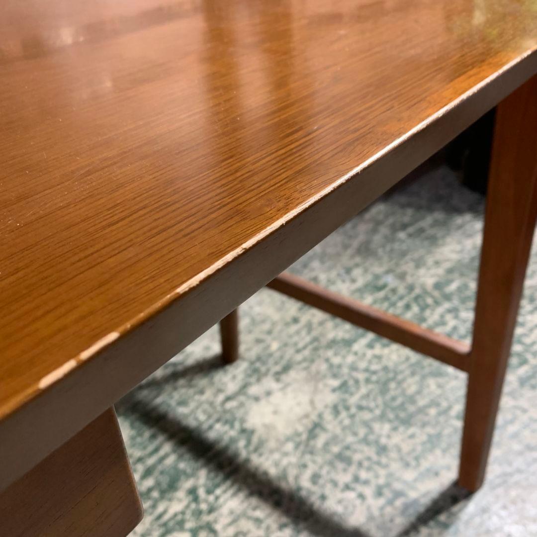 直接引取 K049 カリモク60 ライティングデスク 机