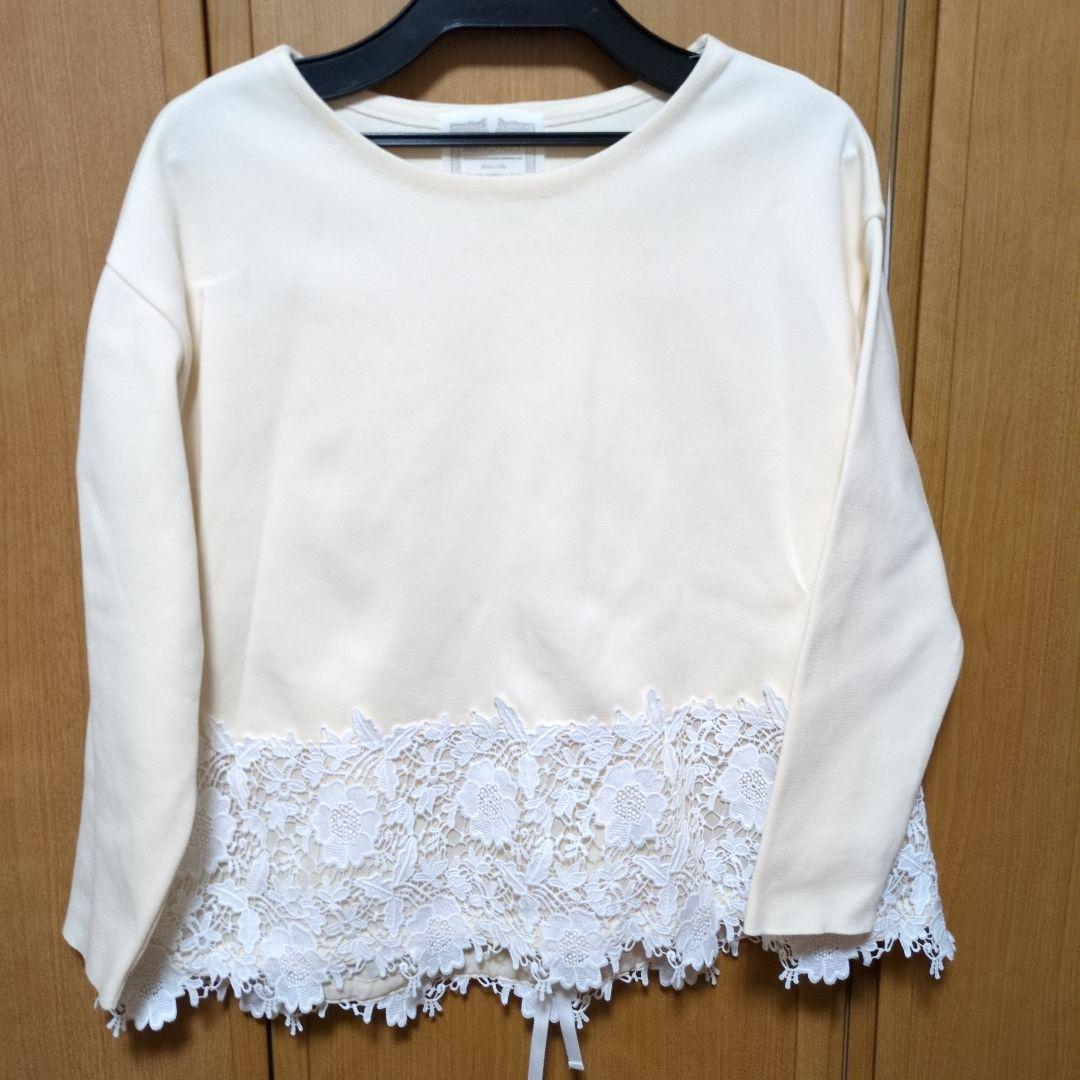 BEARDSLEY ビアズリー　裾レースカットソー　美品