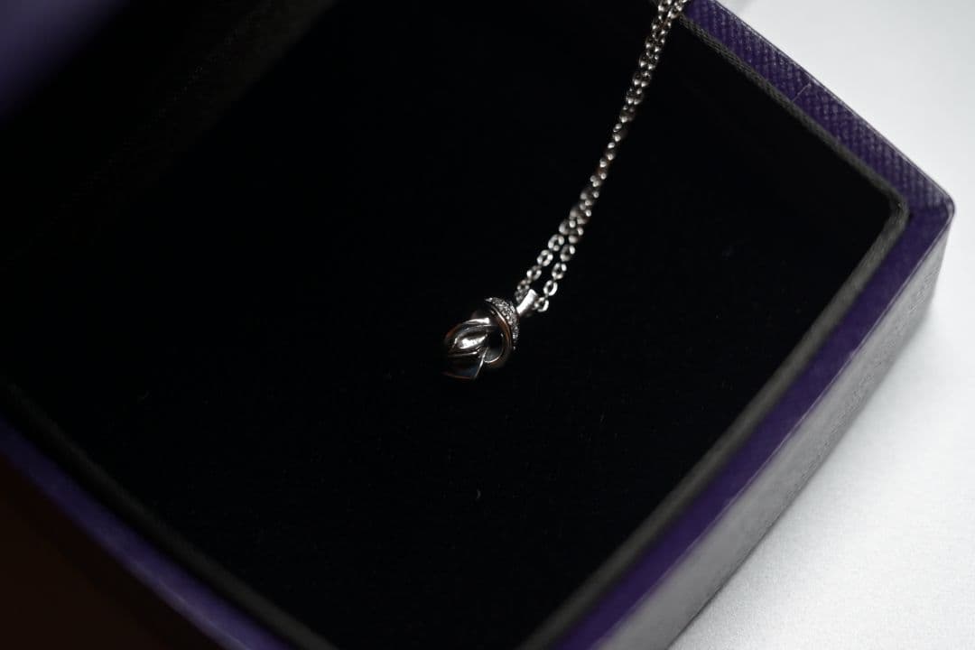 俄 結 ペンダント NIWAKA YUI