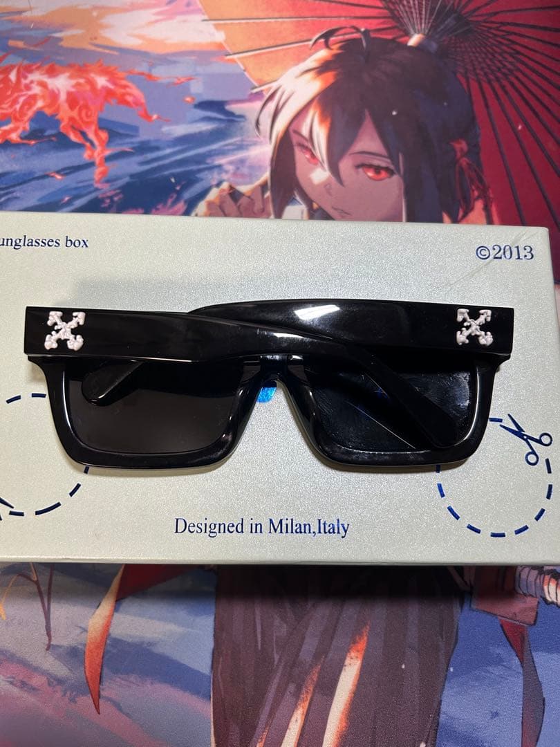 た*ま様 篠塚辰樹 着用　off-white サングラス