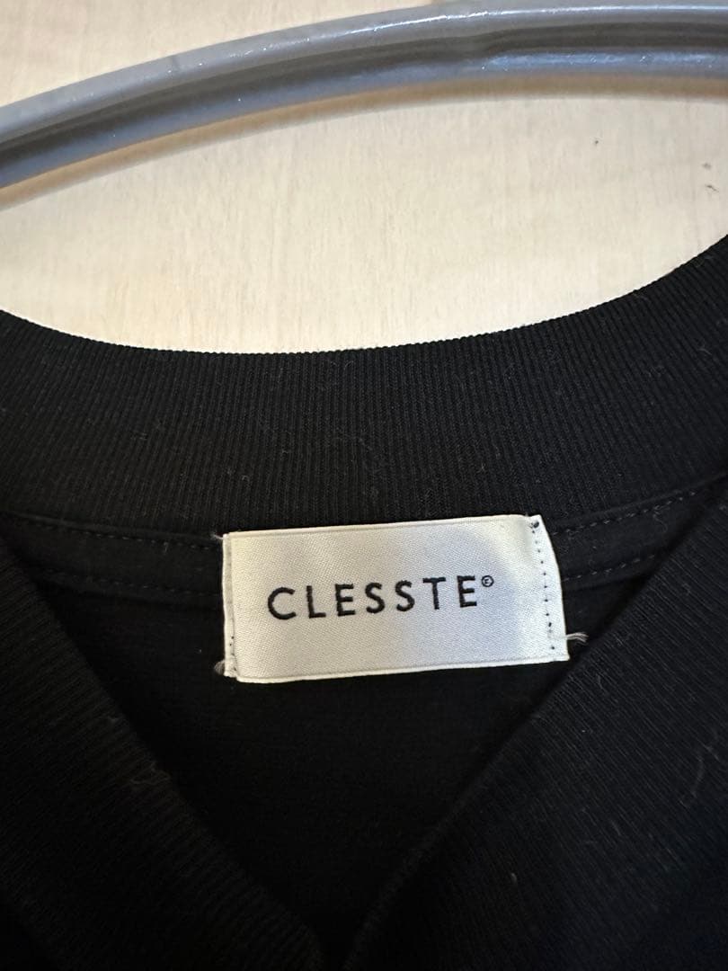 トップス clesste FUTURE T-SHIRT WITH DRAWSTRINGS