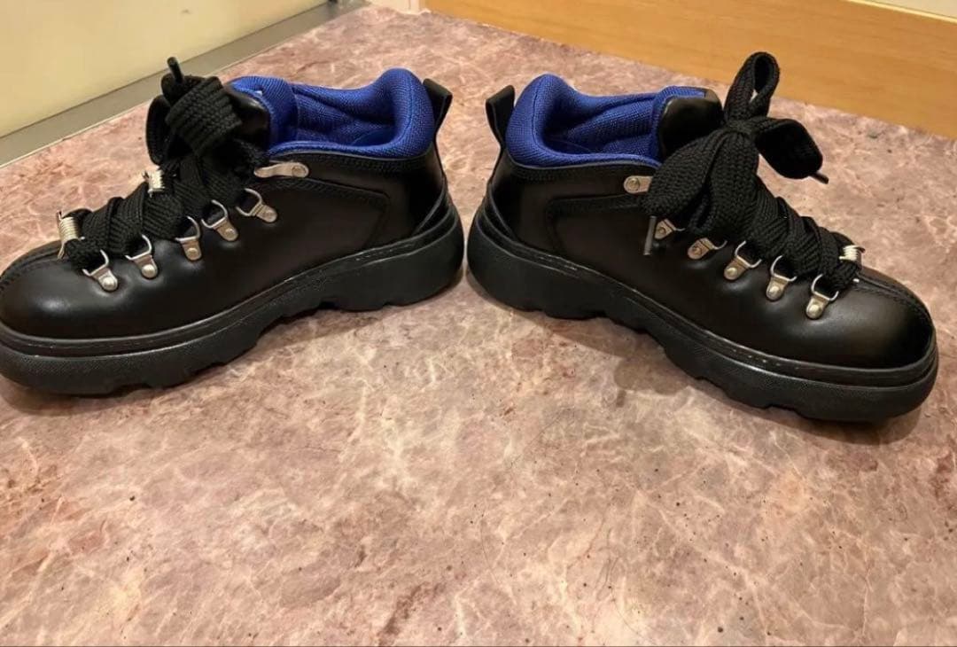 Burberry バーバリー Trek レザーアンクルブーツ ブラック 40