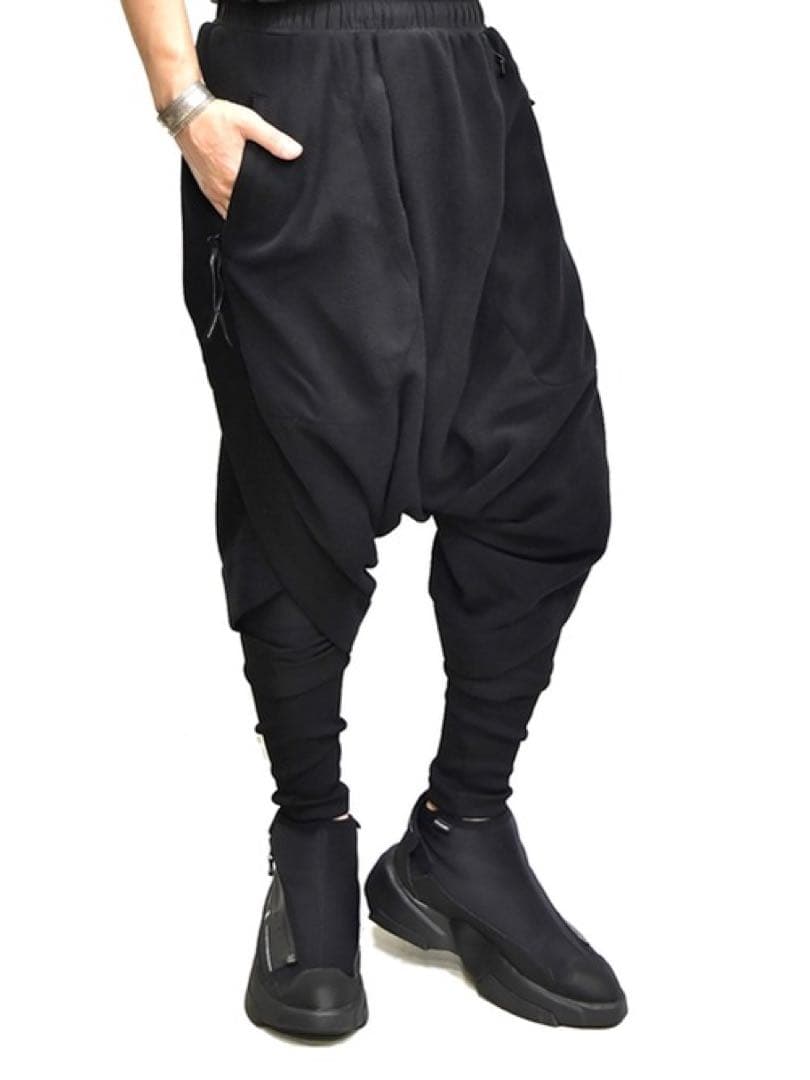 NILOS ニルズ　Tucked Twisted Crotch Pants