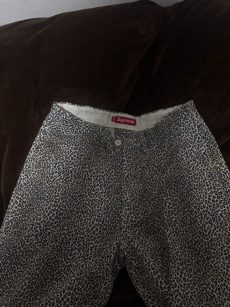 上*様 Supremeパンツ