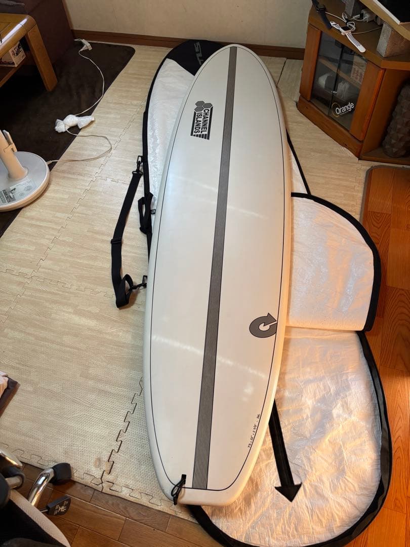 CHANCHO ７.６サーフボード 3フィン ケース付き