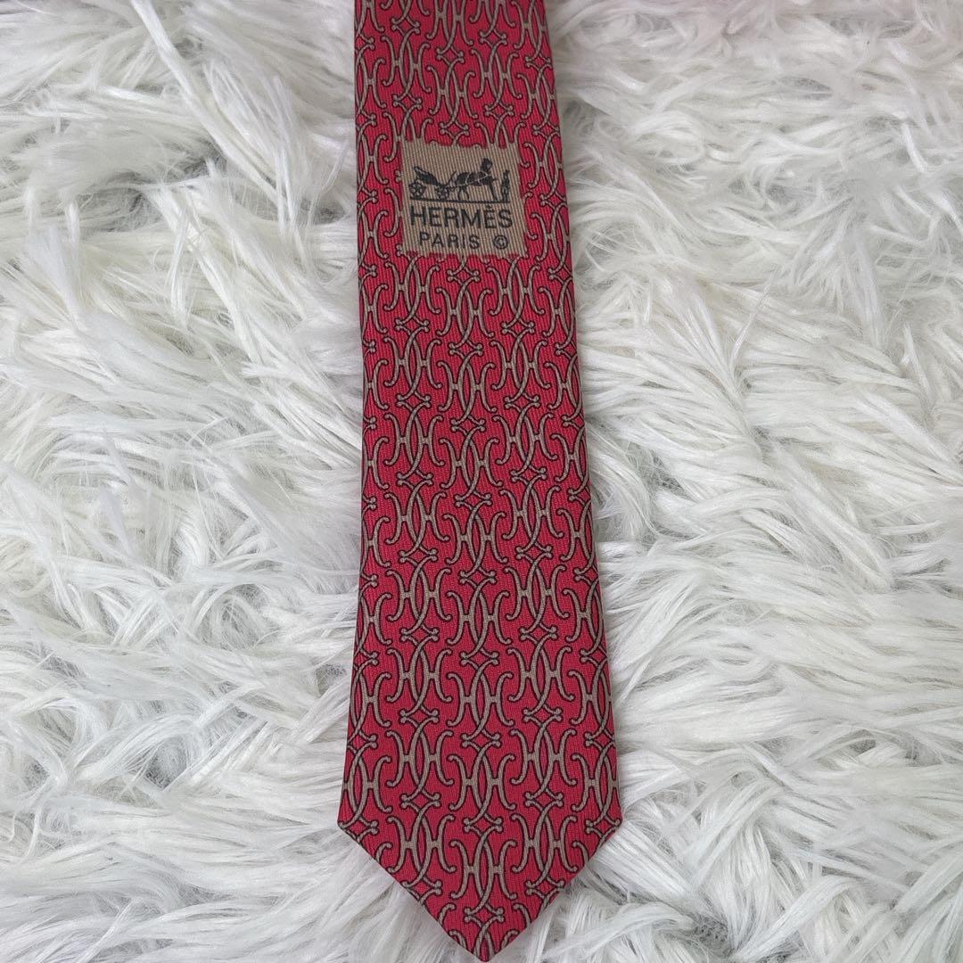 HERMES 赤色 パターン入り ネクタイ 箱付き