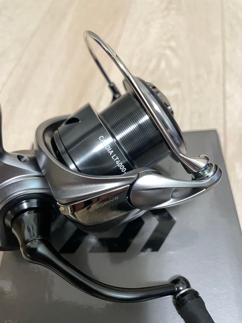ダイワ 25カルディアLT4000-CXH 箱だしのみ新品