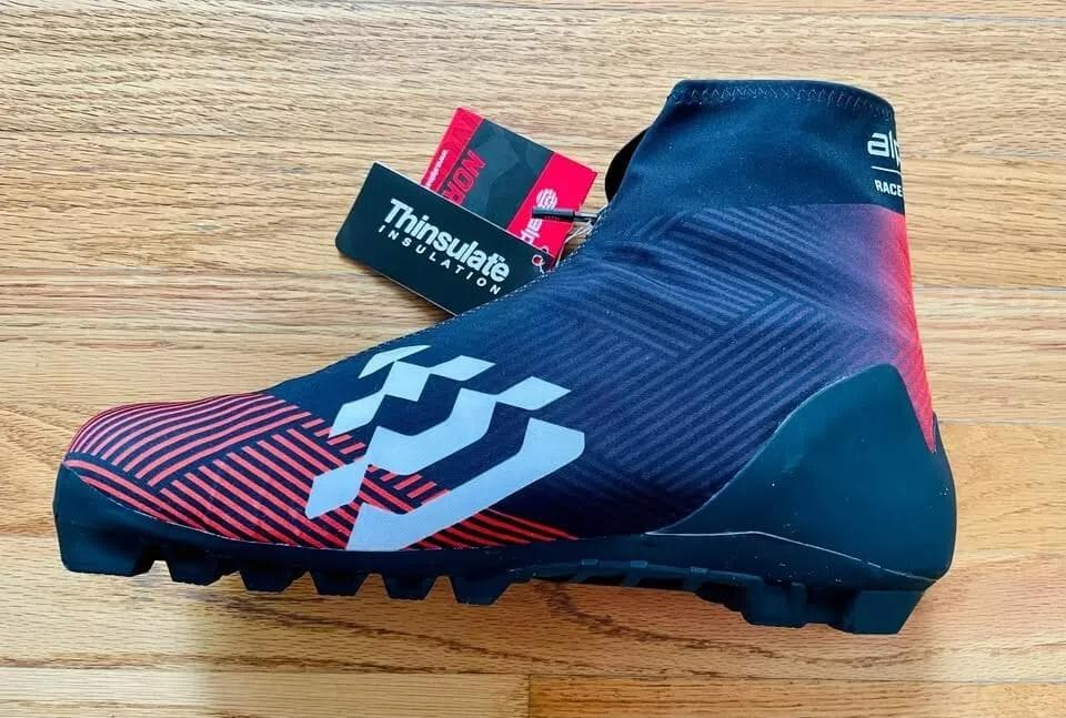 クロスカントリースキーブーツサイズEU46　新品未使用