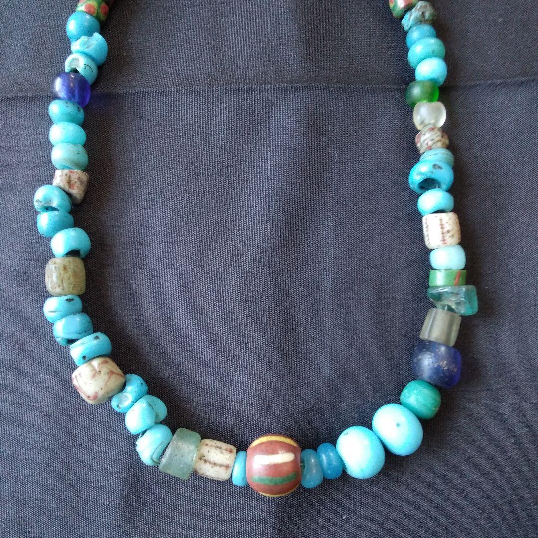 古代ガラスネックレス　ガラスネックレス　ネックレス　古代ガラス　NO 1