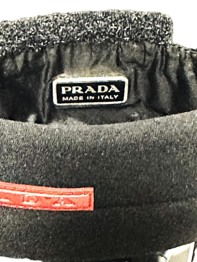 PRADA ブラック ナイロン ボディーバッグバッグ