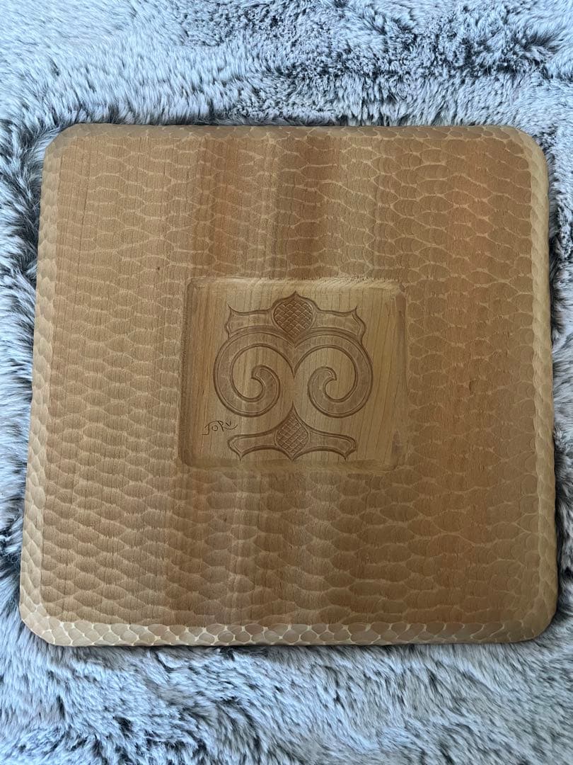 マ*ベ様 二風谷　貝澤徹　イタ