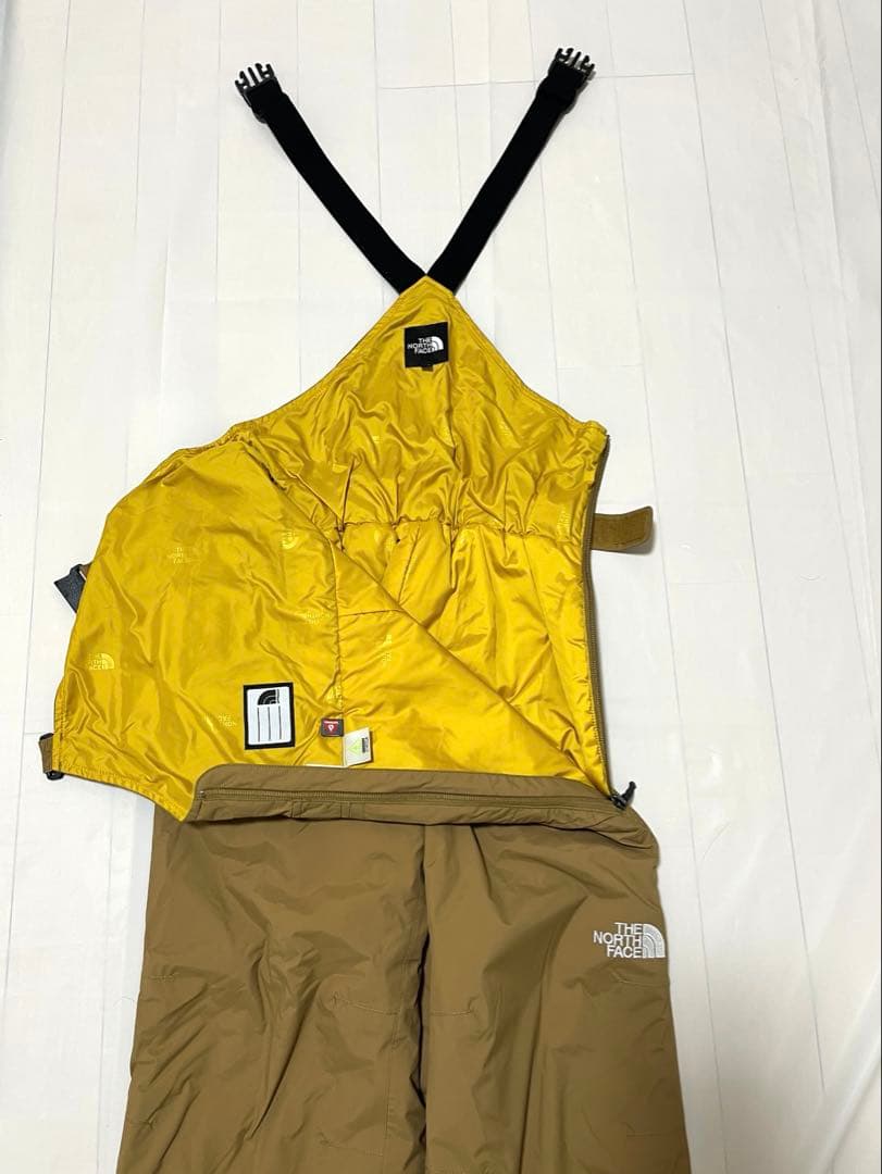 ⭐️ みぃ⭐️キッズ　スキーパンツ　スキーウェア　ビブパンツ