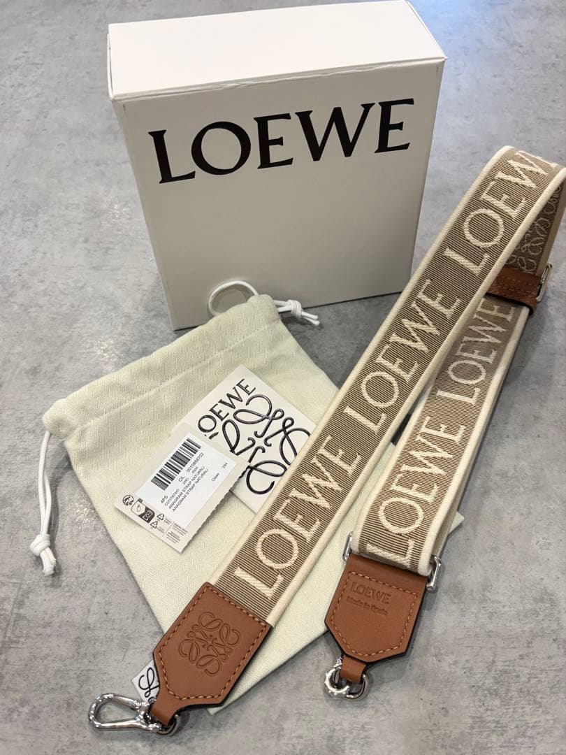 LOEWE アナグラムストラップ　極美品