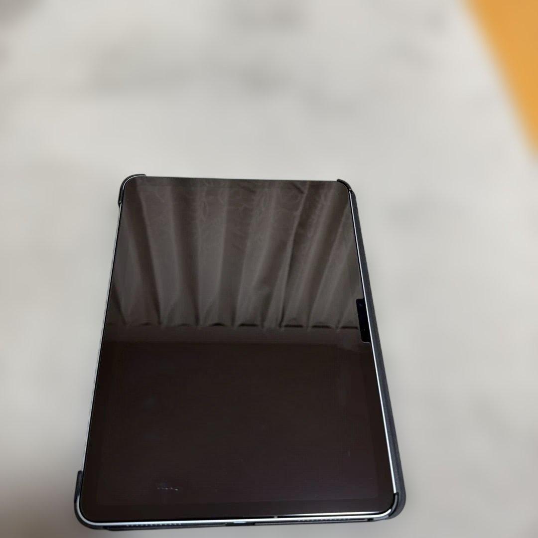 美品Apple iPad Air11インチ　（M3）　タブレットケース付き