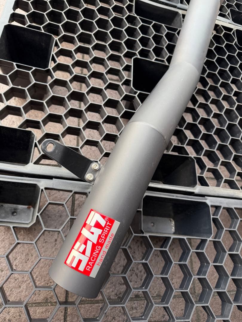 ヨシムラUSEDレーシング手曲ストレートサイクロン「T-SPEC」Z900RS