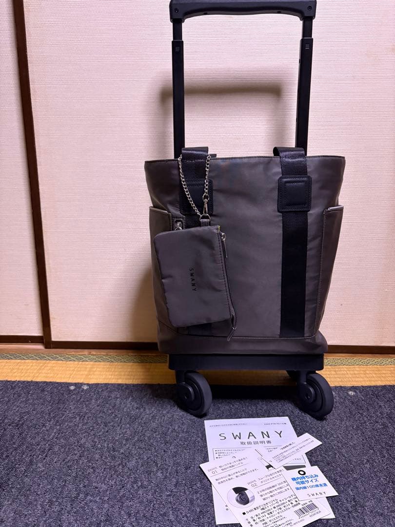 スワニー　Mサイズ　ブラウン　75ミリキャスター