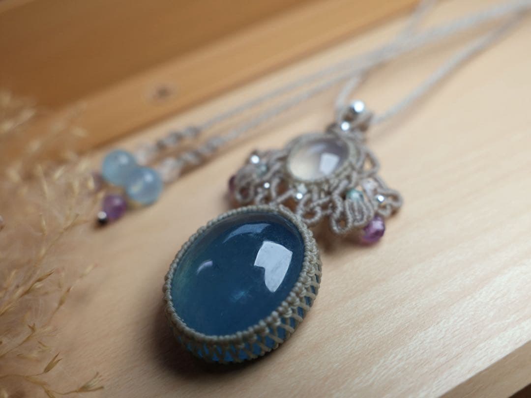 ぼ*)様 アクアマリン　カルセドニー　マクラメ　ネックレス