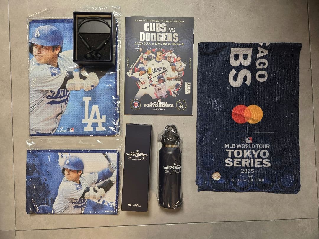 [未使用]MLB 東京シリーズ2025 プレミアムラウンジ記念品