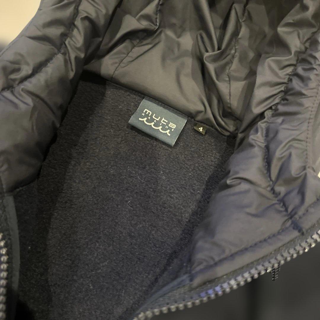 美品　muta MARINE ジップパーカー