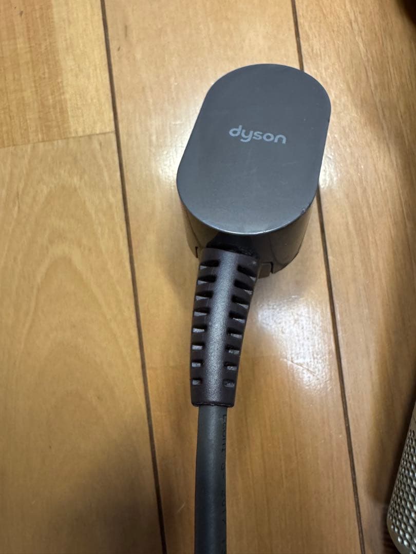 【美品】Dyson Supersonic ドライヤー ブラックHD01