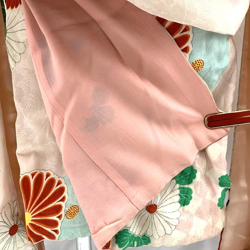 409ag96□七五三 三歳 女児 アンティーク 着物のみ 市松模様 菊文□美品