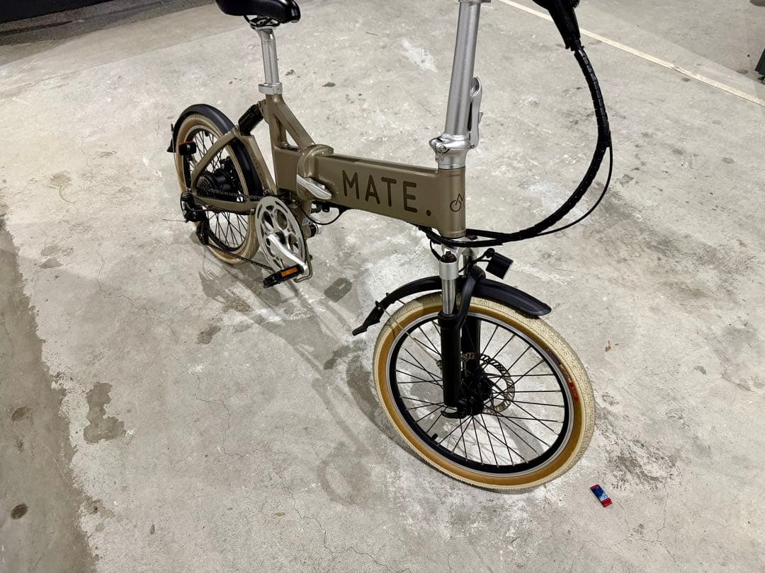 美品 正規品 MATY CITY GOLD 走行距離390km 室内保管