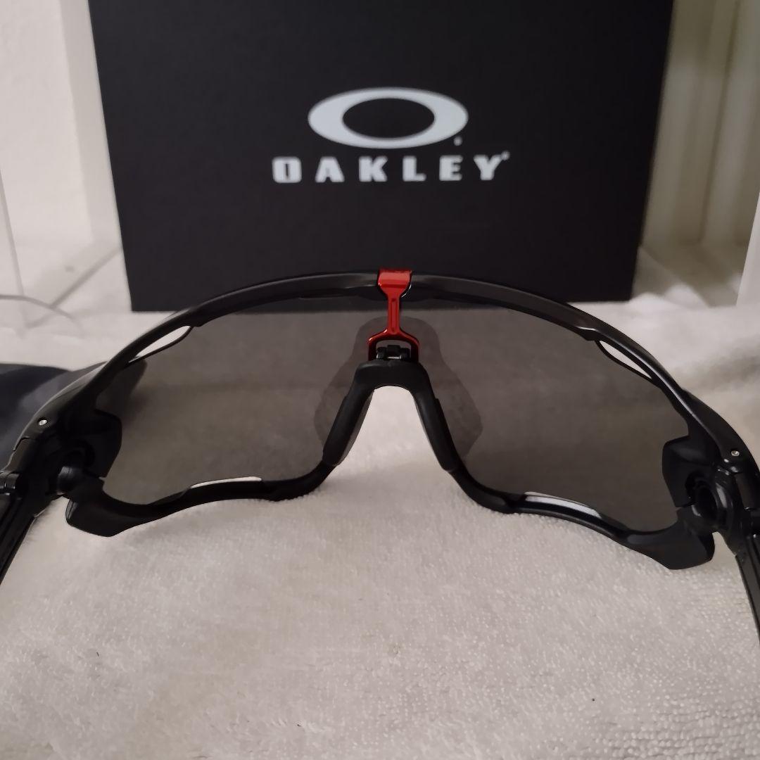 オークリー ジョウブレイカー OAKLEY JAWBREAKER 黒フレーム/赤
