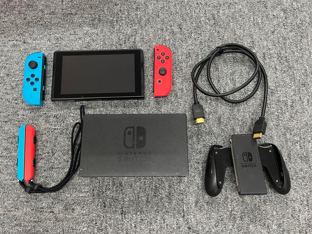 Nintendo Switch ネオンレッド　ブルー　完品　動作問題なし！