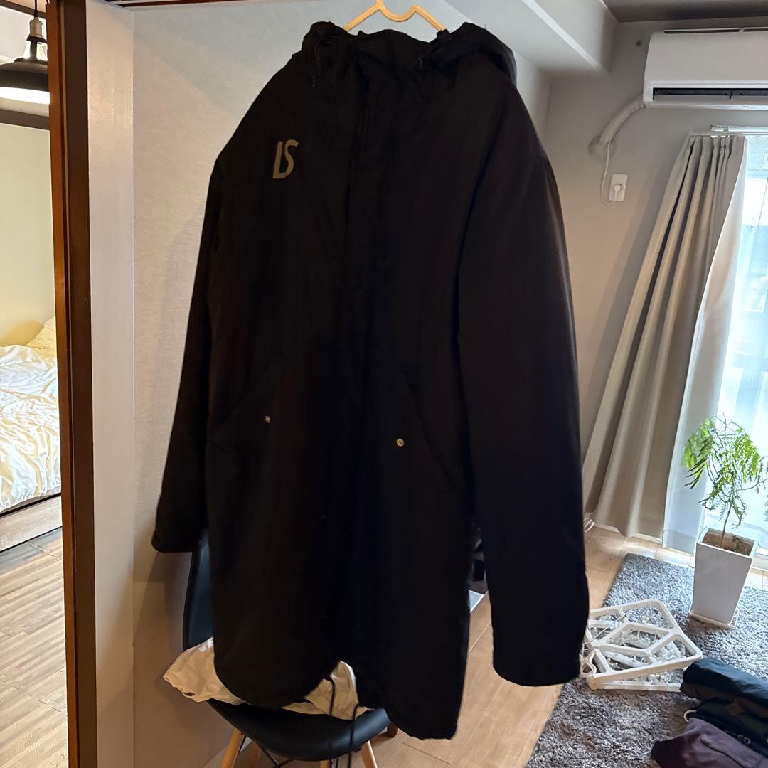 【週末限定】Lサイズ　ルースイソンブラ　ブラック ベンチコート フード付き