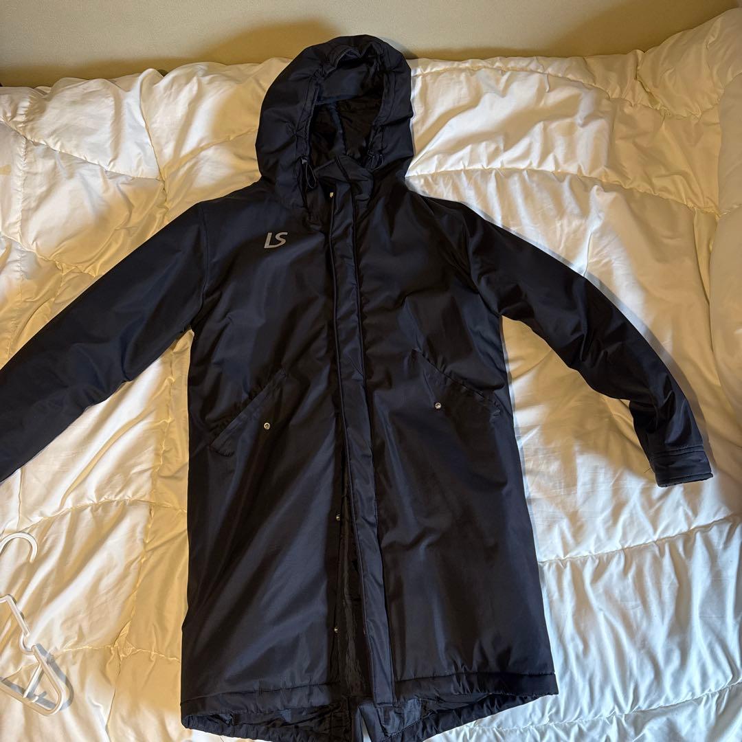 【週末限定】Lサイズ　ルースイソンブラ　ブラック ベンチコート フード付き