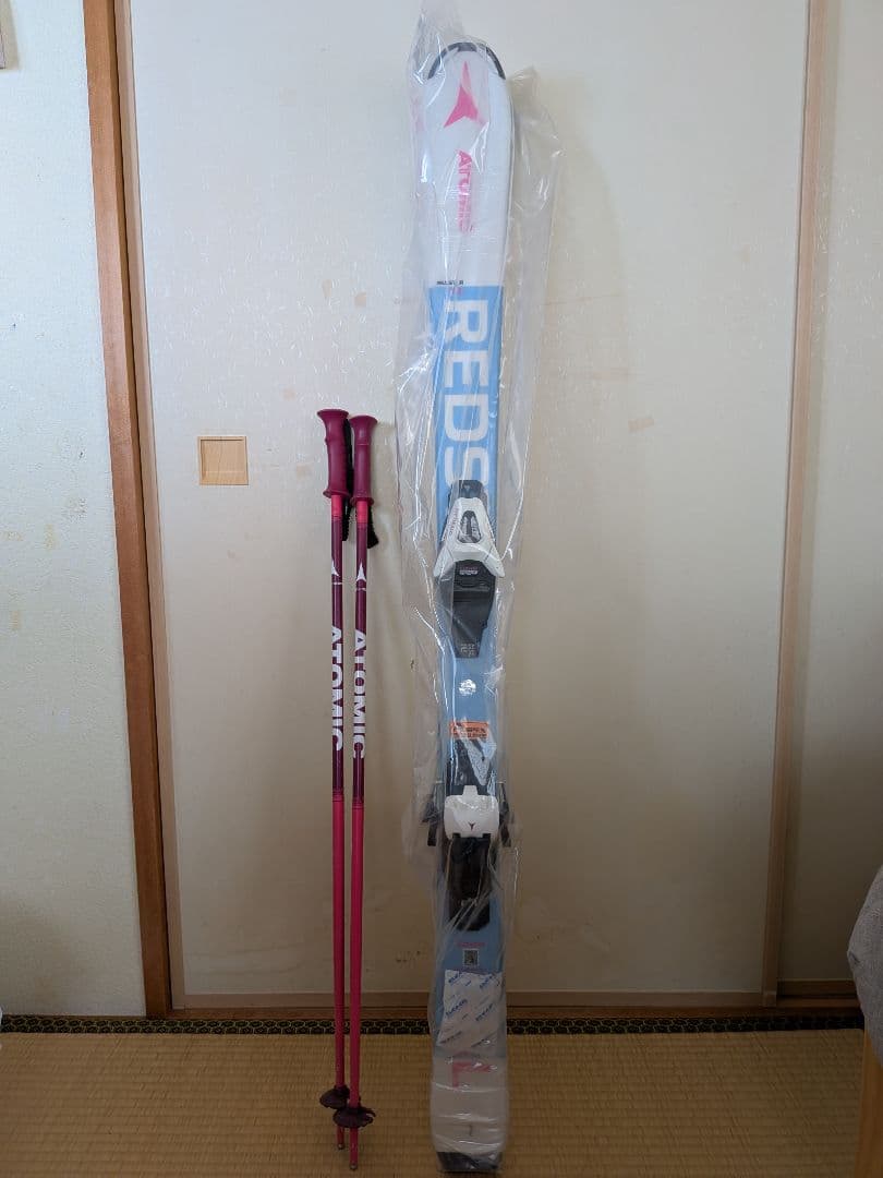 アトミック子ども用スキー、ストックセット