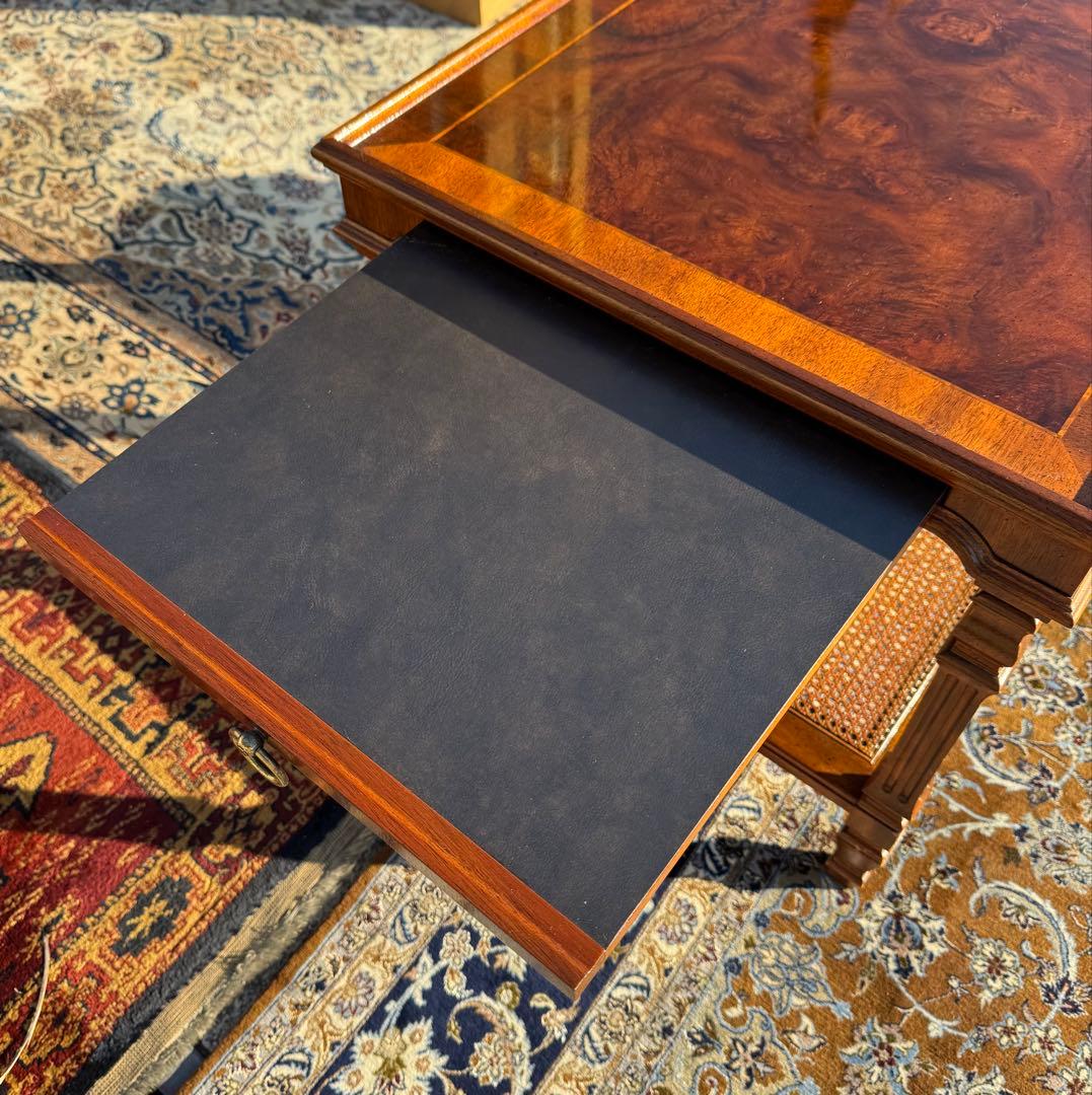 DREXELキャメオクラシック 高級サイドテーブル ドレクセル