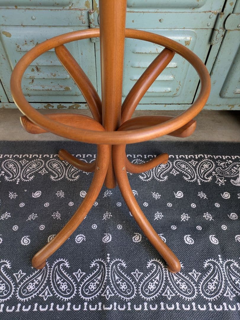 オレオ　【美品】unico TON ウニコ トン社 ポールハンガー コート