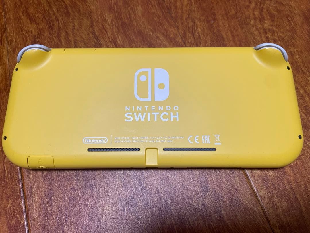 Nintendo Switch Lite イエロー本体+充電器(+ケースおまけ)