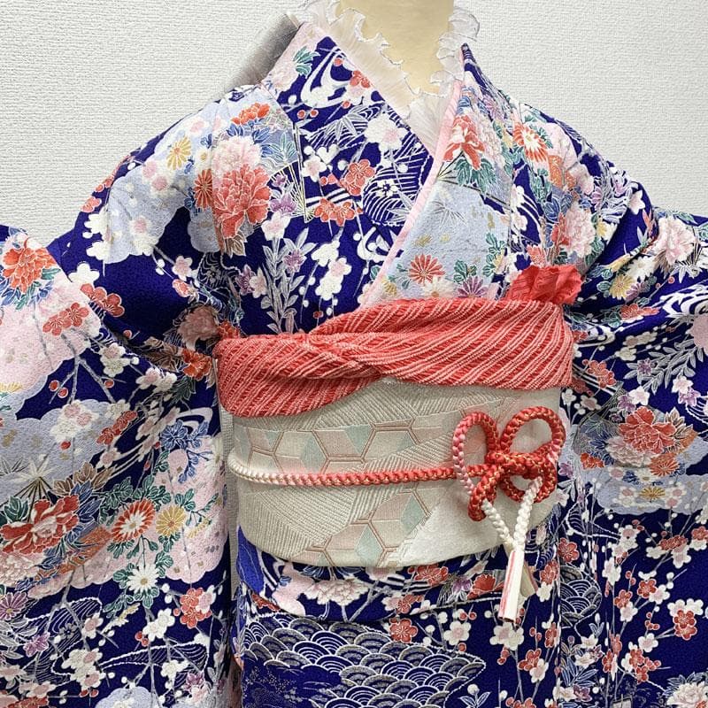 412z18☆振袖 小紋柄 金銀彩 地紋 型染め 古典柄☆美品 成人式 結婚式