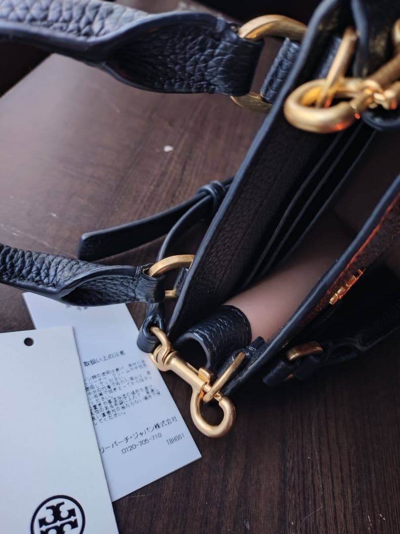 ☆トリーバーチ　ブラック　ミニショルダーバッグ　三井アウトレット