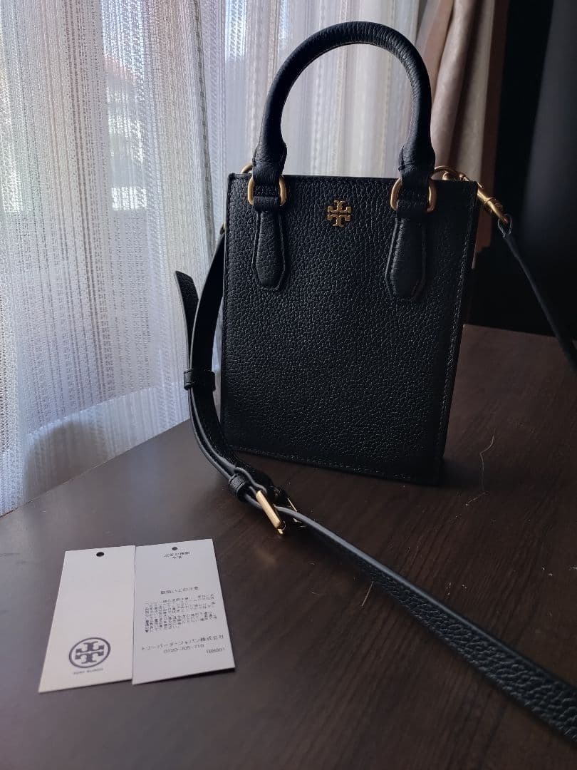 ☆トリーバーチ　ブラック　ミニショルダーバッグ　三井アウトレット