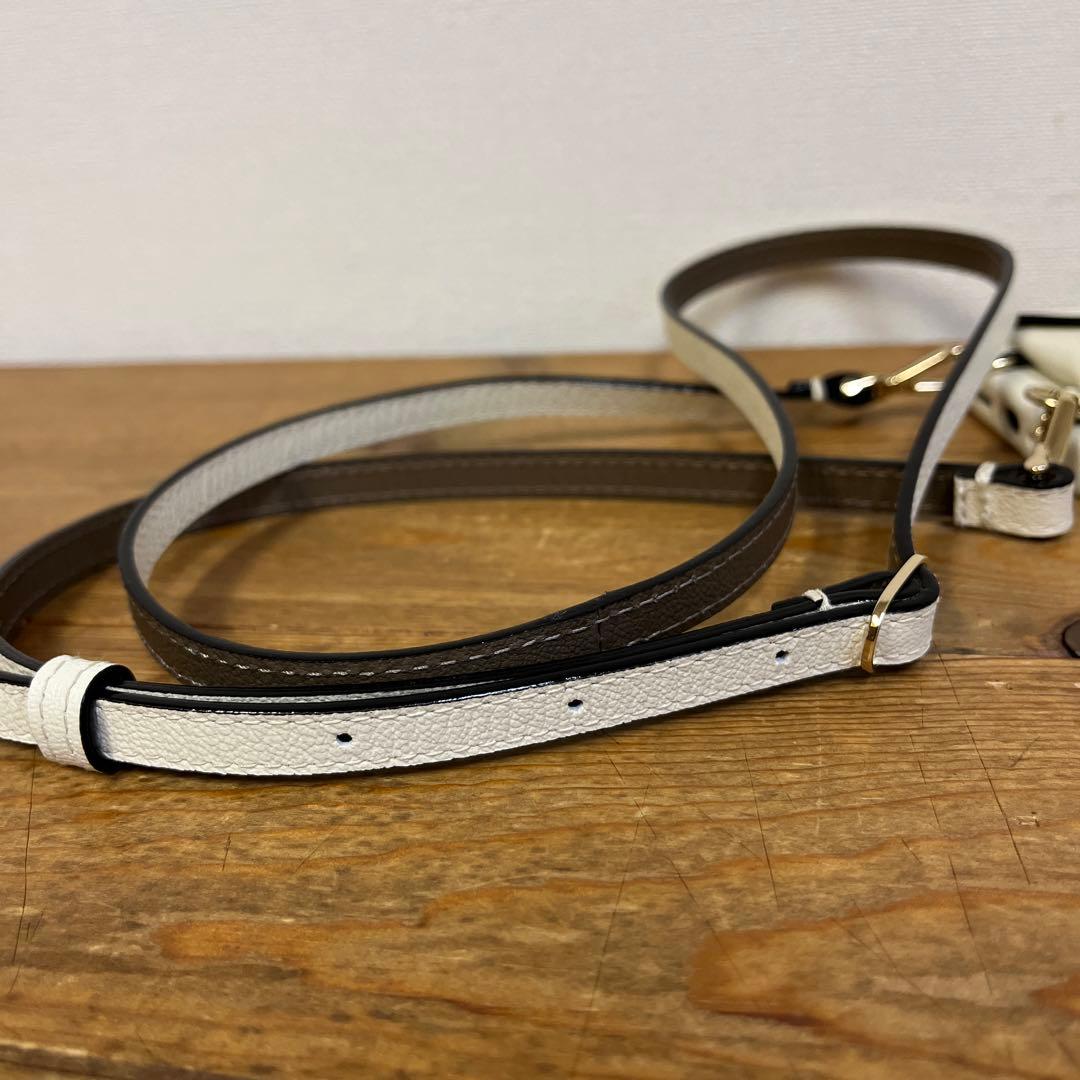 L'arcobaleno ショルダーストラップ付iPhoneケース 14pro